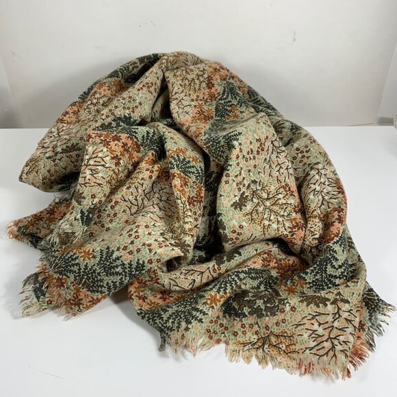 Vintage Autumn Tree Floral Fabric/Scarf/Table Cloth Lightweight Woven Textile - Picture 2 of 3